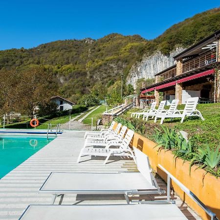 Beautiful Chalet With Swimming Pool In Lombardy Villa Marone Bagian luar foto